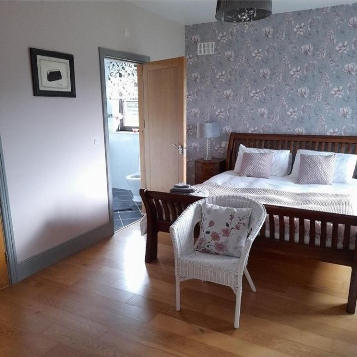 Shadowvale E34X773 Bed & Breakfast Tipperary Exterior photo